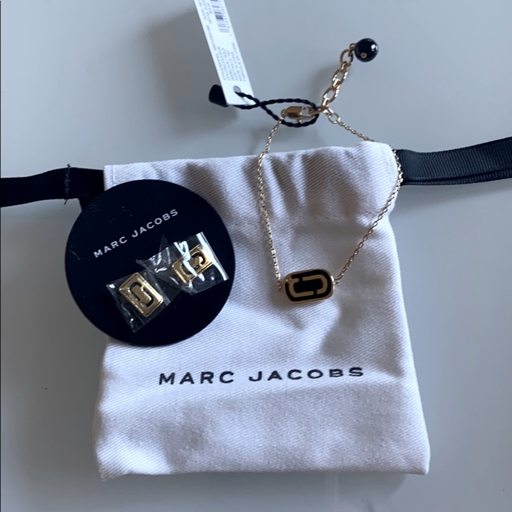 AUTHENTIC Bracelet and earrings with jewelry bag